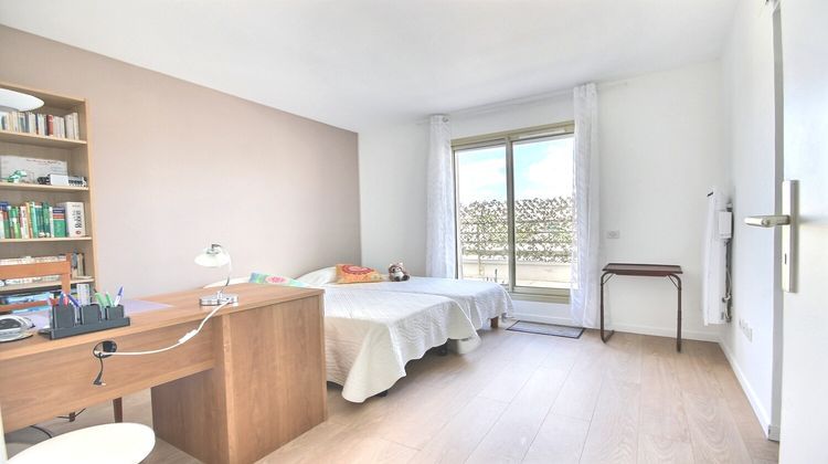 Ma-Cabane - Vente Appartement LEVALLOIS-PERRET, 77 m²