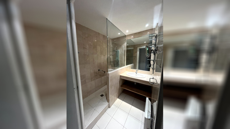 Ma-Cabane - Vente Appartement LEVALLOIS-PERRET, 63 m²