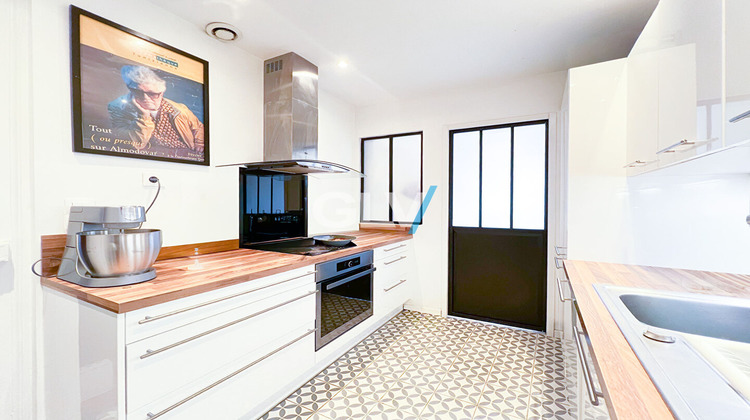 Ma-Cabane - Vente Appartement LILLE, 64 m²