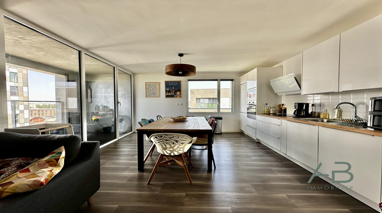 Ma-Cabane - Vente Appartement Lille, 82 m²
