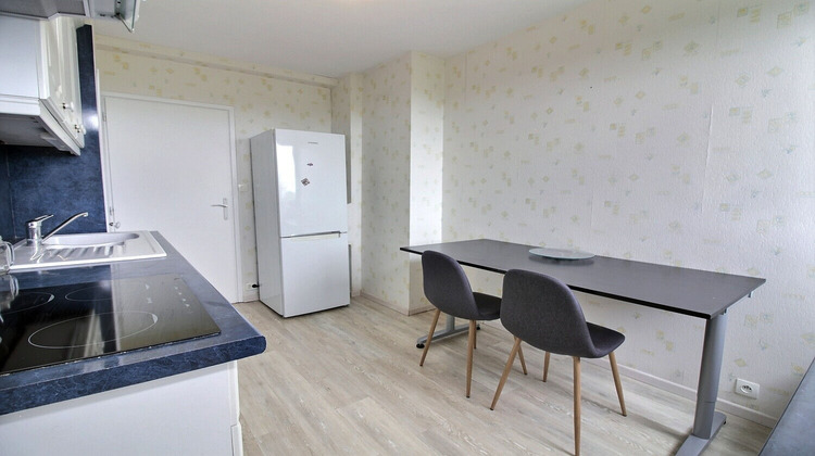 Ma-Cabane - Vente Appartement LILLE, 59 m²