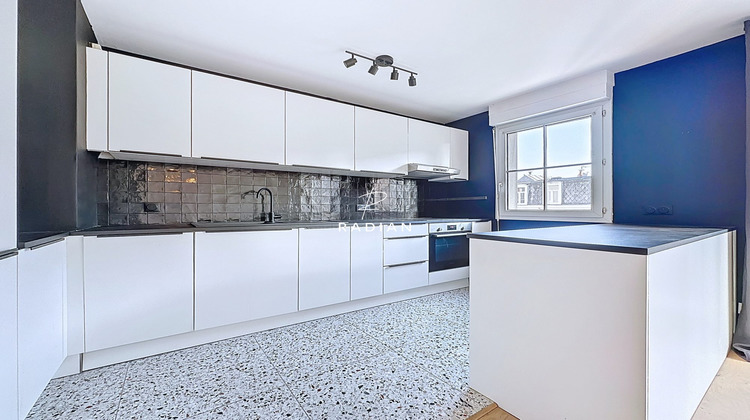 Ma-Cabane - Vente Appartement Lille, 64 m²