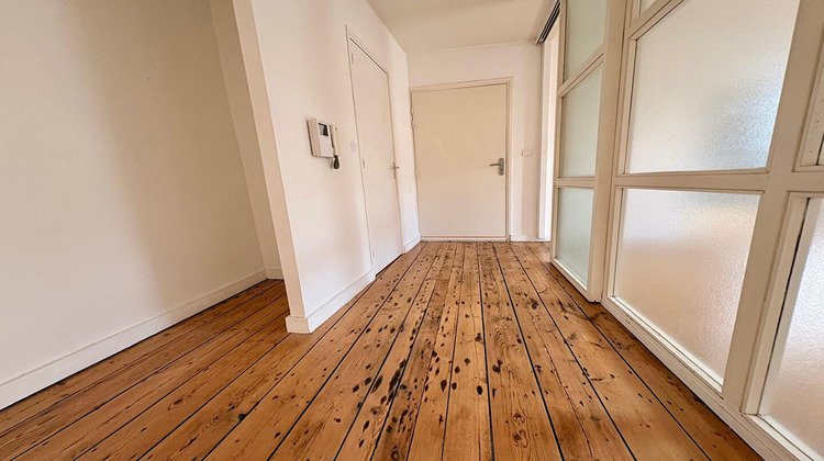 Ma-Cabane - Vente Appartement LILLE, 58 m²