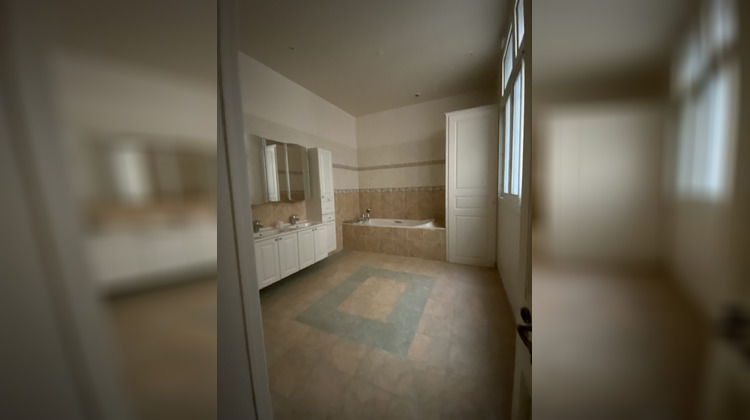 Ma-Cabane - Vente Appartement Limoges, 155 m²