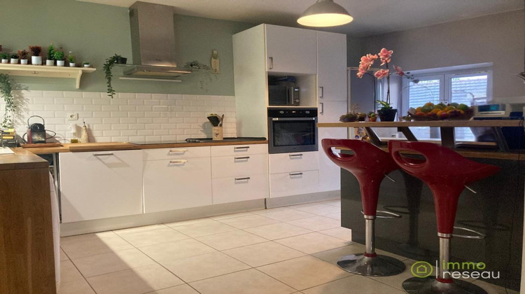 Ma-Cabane - Vente Appartement LINAS, 79 m²