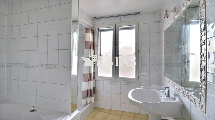 Ma-Cabane - Vente Appartement Lisieux, 104 m²