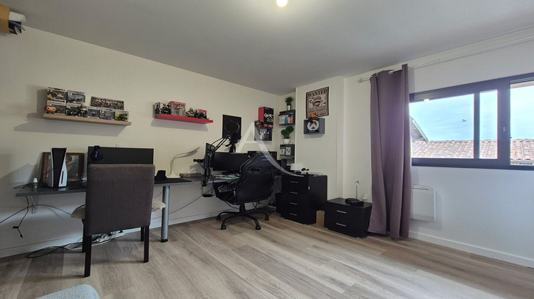 Ma-Cabane - Vente Appartement LISLE-SUR-TARN, 80 m²