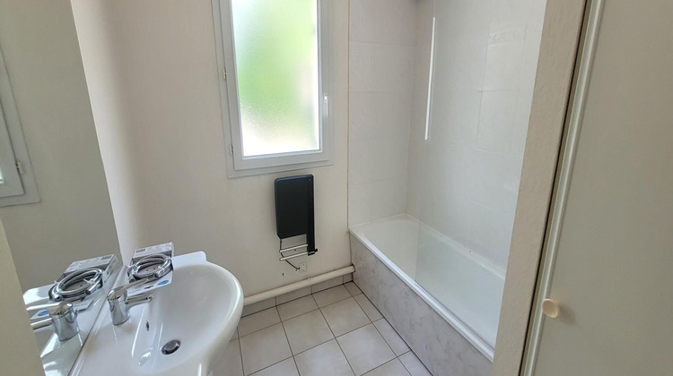 Ma-Cabane - Vente Appartement Locmine, 65 m²