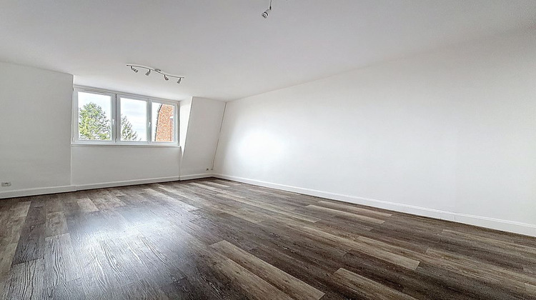 Ma-Cabane - Vente Appartement LOMME, 85 m²