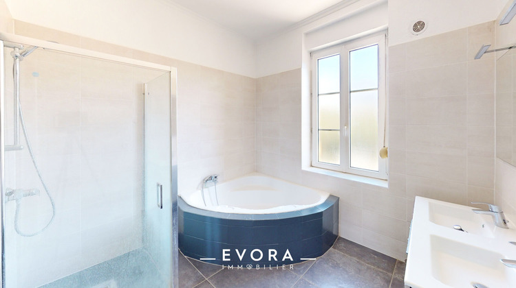 Ma-Cabane - Vente Appartement LONGEVILLE-LES-METZ, 79 m²