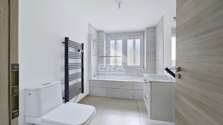 Ma-Cabane - Vente Appartement LONGLAVILLE, 48 m²