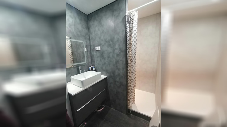 Ma-Cabane - Vente Appartement LONGVIC, 72 m²