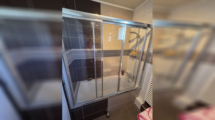 Ma-Cabane - Vente Appartement LONGVIC, 62 m²