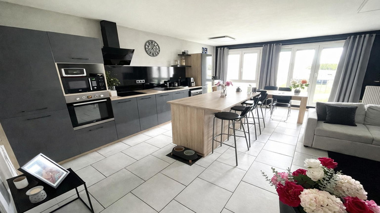 Ma-Cabane - Vente Appartement LONGVIC, 66 m²