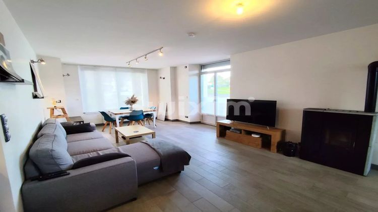 Ma-Cabane - Vente Appartement Lons-le-Saunier, 80 m²