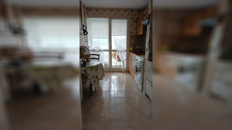 Ma-Cabane - Vente Appartement LONS LE SAUNIER, 62 m²