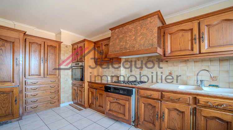 Ma-Cabane - Vente Appartement LONS-LE-SAUNIER, 98 m²