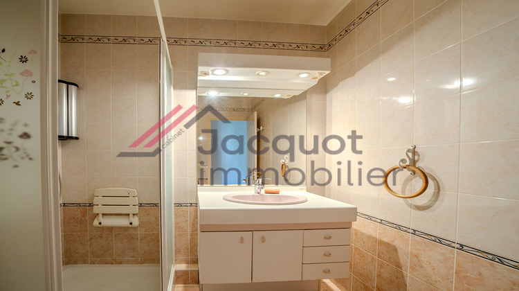Ma-Cabane - Vente Appartement LONS-LE-SAUNIER, 98 m²