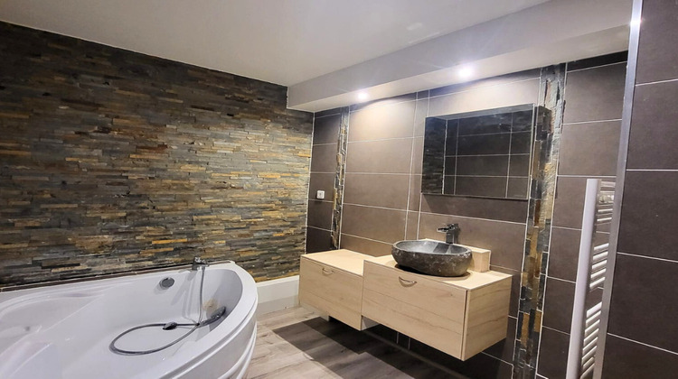 Ma-Cabane - Vente Appartement LONS-LE-SAUNIER, 92 m²