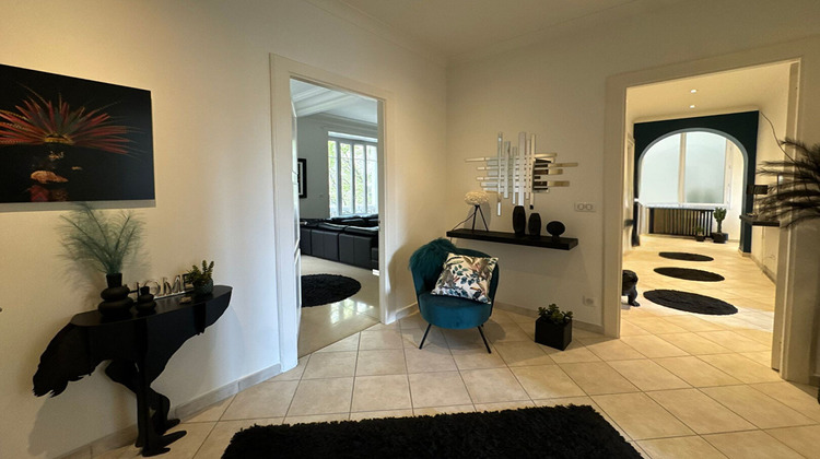 Ma-Cabane - Vente Appartement LONS-LE-SAUNIER, 154 m²