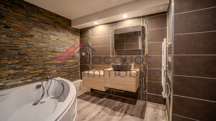 Ma-Cabane - Vente Appartement LONS-LE-SAUNIER, 93 m²