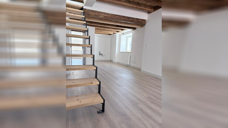 Ma-Cabane - Vente Appartement LONS LE SAUNIER, 61 m²