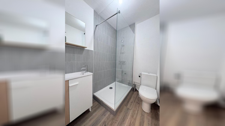 Ma-Cabane - Vente Appartement LONS LE SAUNIER, 61 m²