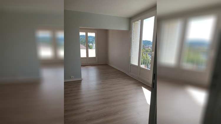Ma-Cabane - Vente Appartement LONS LE SAUNIER, 68 m²