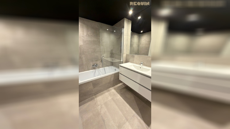 Ma-Cabane - Vente Appartement Loos, 66 m²