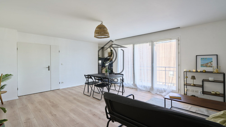 Ma-Cabane - Vente Appartement Loos, 64 m²