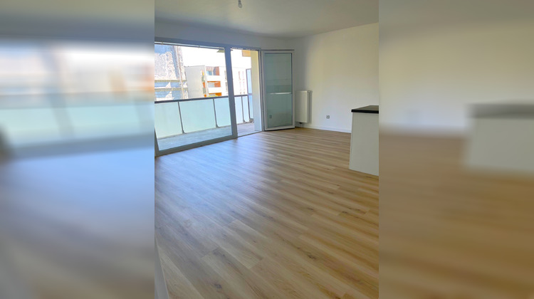 Ma-Cabane - Vente Appartement Loos, 64 m²