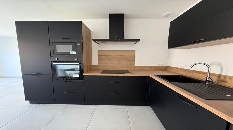 Ma-Cabane - Vente Appartement LOURMARIN, 70 m²