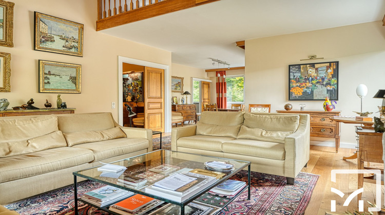 Ma-Cabane - Vente Appartement Louveciennes, 210 m²