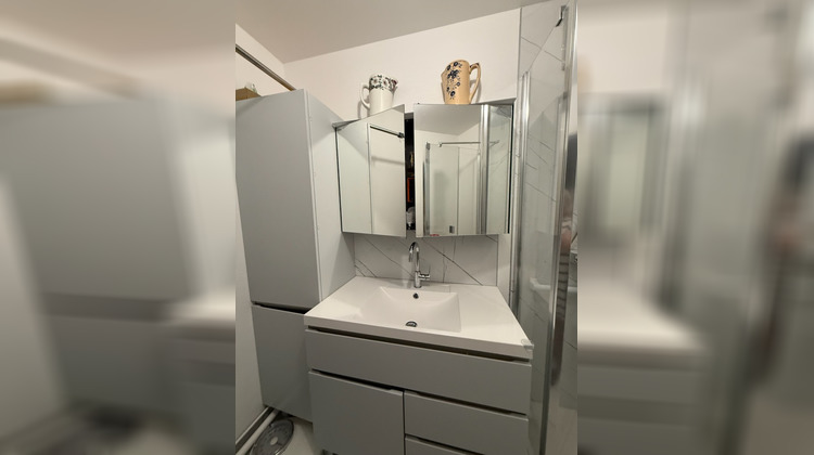 Ma-Cabane - Vente Appartement LUSSAULT-SUR-LOIRE, 70 m²