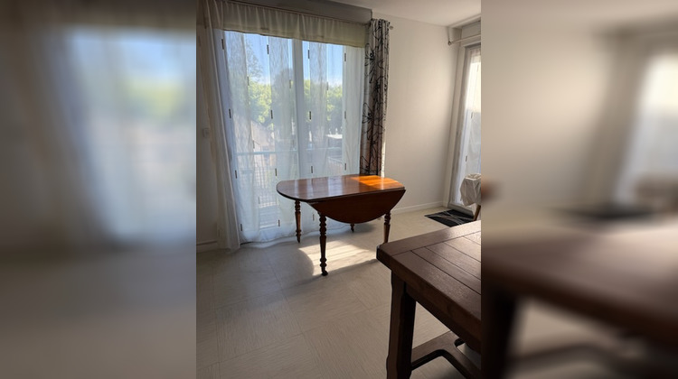 Ma-Cabane - Vente Appartement LUSSAULT-SUR-LOIRE, 70 m²