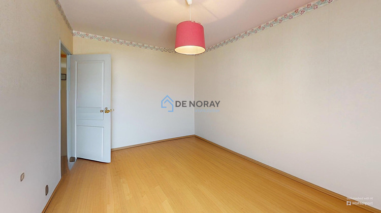 Ma-Cabane - Vente Appartement LUSSAULT-SUR-LOIRE, 76 m²