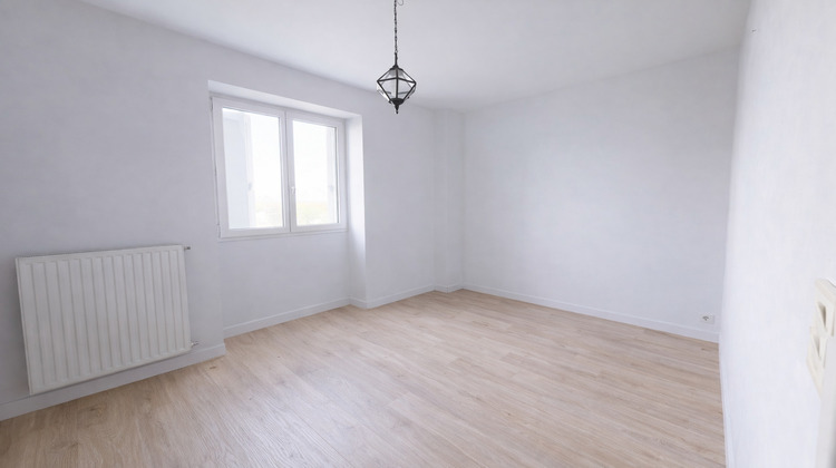 Ma-Cabane - Vente Appartement LUSSAULT-SUR-LOIRE, 72 m²