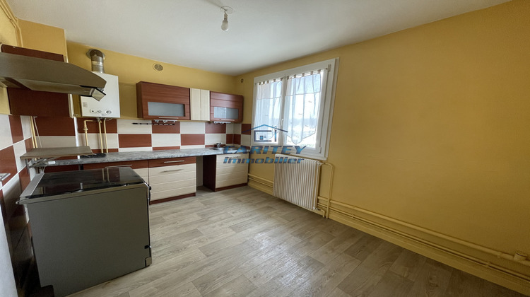 Ma-Cabane - Vente Appartement Luxeuil-les-Bains, 79 m²