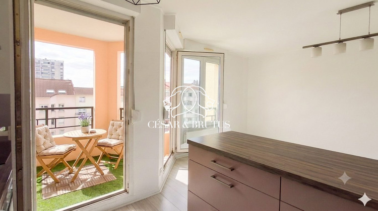 Ma-Cabane - Vente Appartement Lyon, 64 m²
