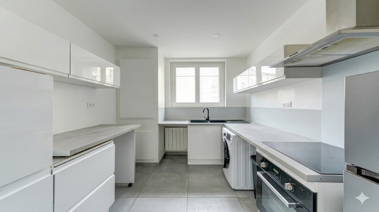 Ma-Cabane - Vente Appartement LYON 7, 82 m²
