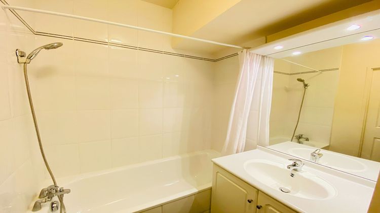 Ma-Cabane - Vente Appartement LYON 8, 88 m²