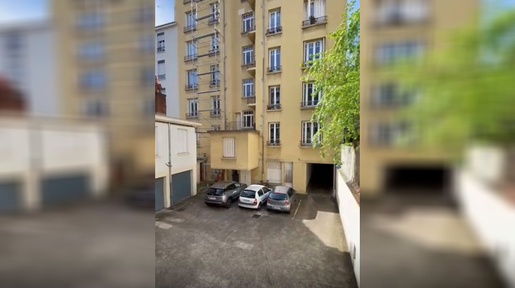 Ma-Cabane - Vente Appartement LYON 8, 74 m²