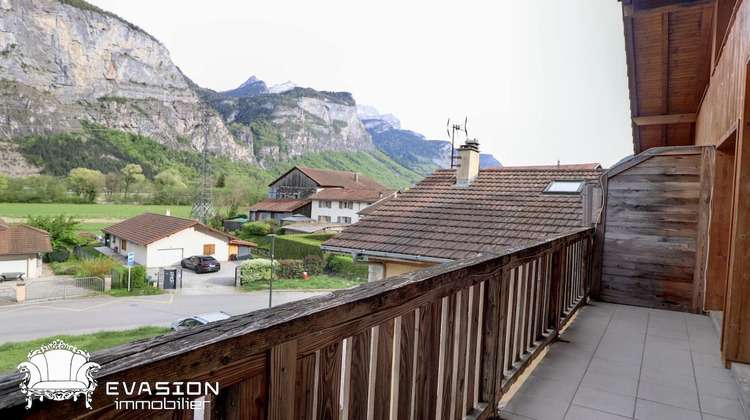 Ma-Cabane - Vente Appartement Magland, 81 m²