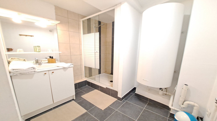 Ma-Cabane - Vente Appartement MALAUCENE, 51 m²