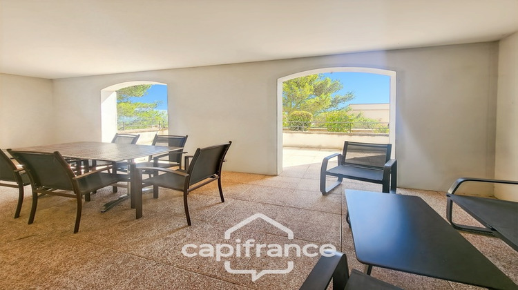 Ma-Cabane - Vente Appartement MALLEMORT, 58 m²