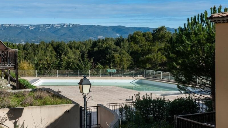 Ma-Cabane - Vente Appartement MALLEMORT, 58 m²