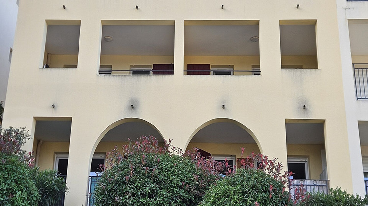 Ma-Cabane - Vente Appartement MALLEMORT, 39 m²