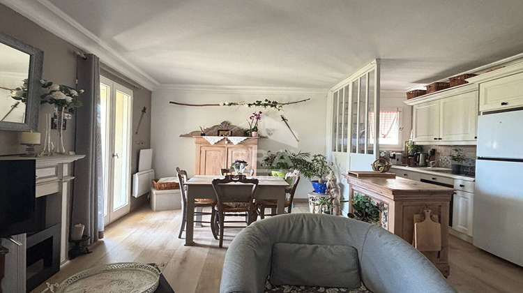 Ma-Cabane - Vente Appartement MALLEMORT, 63 m²