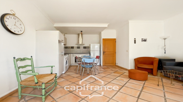Ma-Cabane - Vente Appartement MALLEMORT, 48 m²