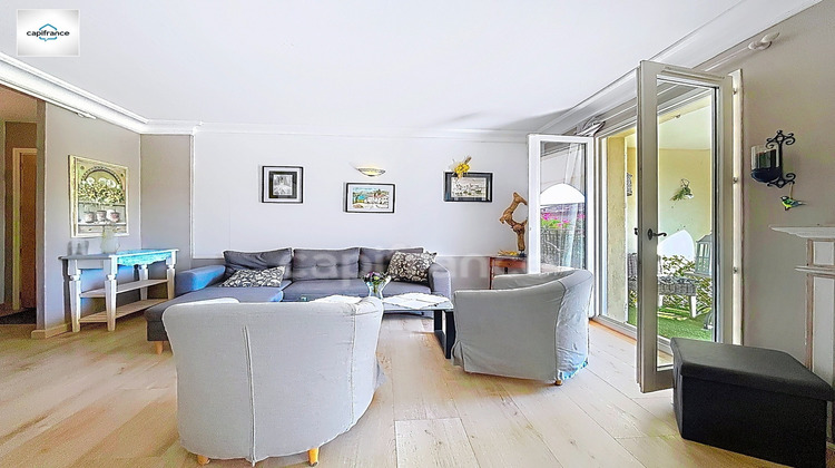 Ma-Cabane - Vente Appartement MALLEMORT, 64 m²